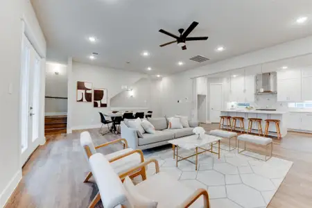 New construction Single-Family house 1422 W 34Th 1/2 St, Houston, TX 77018 - image 4