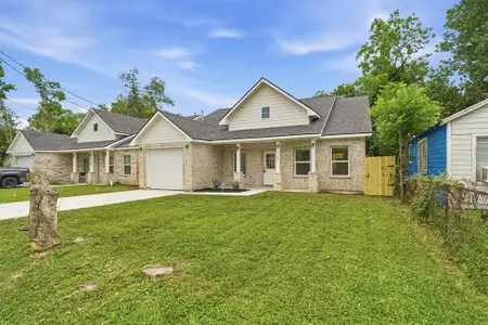 New construction Single-Family house 6109 Woodrow St, Texas City, TX 77591 - image