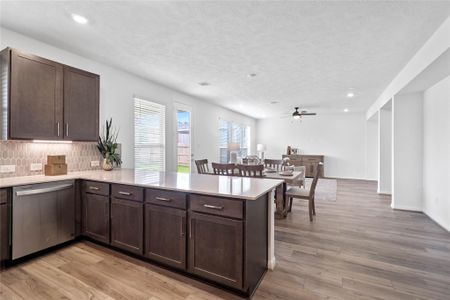 New construction Single-Family house 3520 Sage Green Trl, Conroe, TX 77304 plan Plan 2200 - image 6