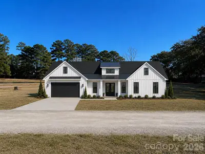 New construction Single-Family house 1844 Oak Harbor Dr Sw, Unit 25, Ocean Isle Beach, NC 28469 - image
