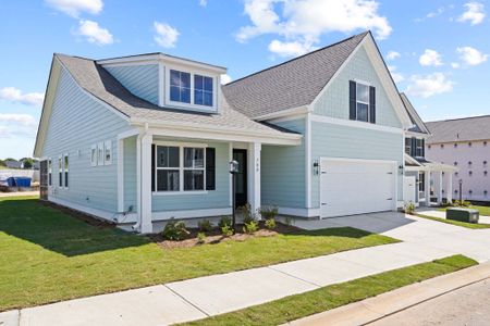 New construction Single-Family house 200 Foxbank Plantation Blvd, Moncks Corner, SC 29461 - photo 0