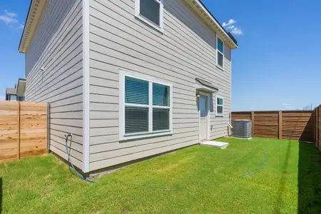 New construction Single-Family house 108 Carmel Canyon Trl, Jarrell, TX 76537 - image