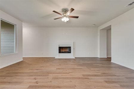 New construction Single-Family house 3516 Austin St, Gainesville, TX 76240 null- photo 7 7