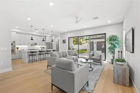 New construction Single-Family house 902 Shady Lane Dr, Orlando, FL 32804 - image 15