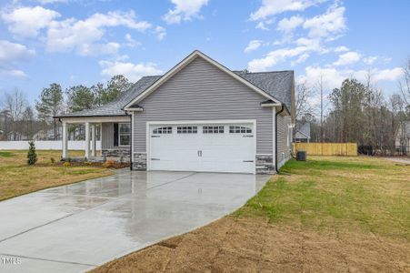 New construction Single-Family house 103 Burnello Ct, Princeton, NC 27569 null- photo 2 2