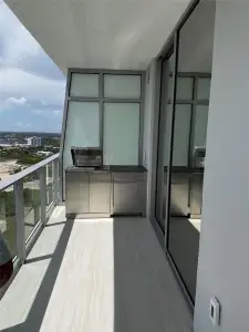New construction Condo house 2411 Laguna Cir, Unit 2703, North Miami, FL 33181 - image