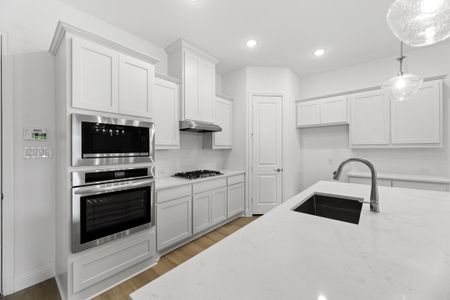 New construction Single-Family house Celina, TX 75009 plan Brookstone II - image 7