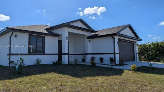 New construction Single-Family house 8033 Oakleaf Cir, Labelle, FL 33935 - image