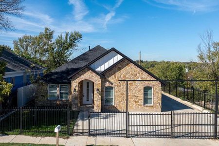 New construction Single-Family house 1004 Ash Crescent Street, Fort Worth, TX 76104 - photo 0