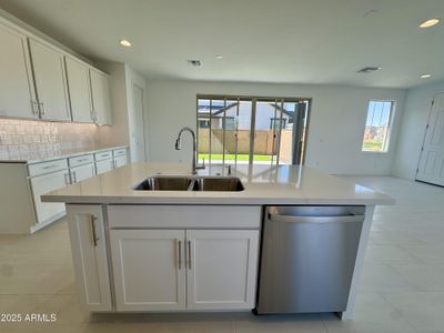 New construction Single-Family house 1978 W Lariat Ln, Phoenix, AZ 85085 Pinnacle- photo 6 6