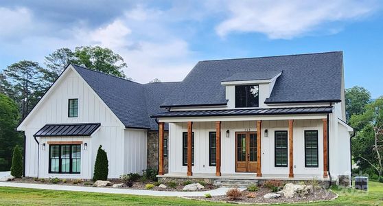 New construction Single-Family house 80 Sharon Rd, Fairview, NC 28730 - image