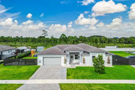 New construction Single-Family house 16753 Sw 290Th Ln, Homestead, FL 33030 - image