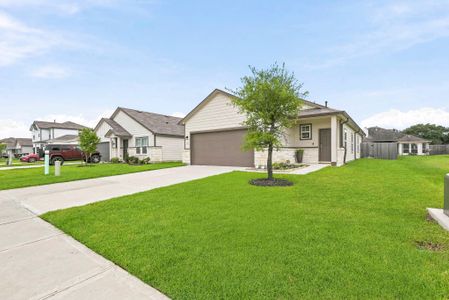New construction Single-Family house 1230 Point Lookout Dr, Dayton, TX 77535 - image