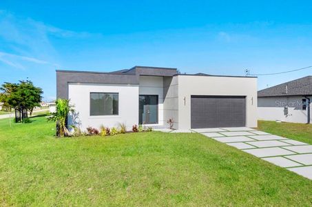 New construction Single-Family house 3927 Nw 38Th St, Cape Coral, FL 33993 - image