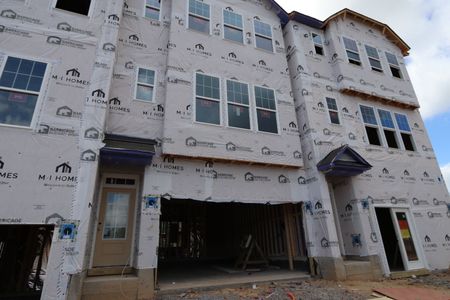 New construction Townhouse house 2737 Hunter Woods Dr, Apex, NC 27502 Buckingham - Front Entry Townhomes- photo 2 2