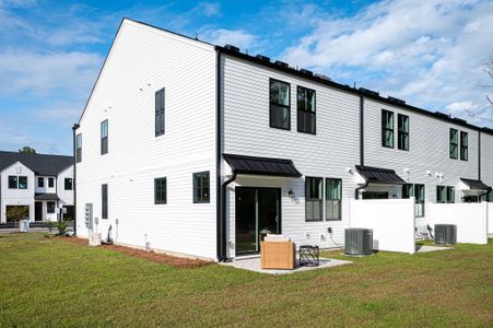 New construction Townhouse house 341 Bremerton Drive, Goose Creek, SC 29445 Foster II- photo 1 1