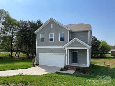 New construction Single-Family house 225 Lippard Springs Circle, Statesville, NC 28677 - photo 1 1