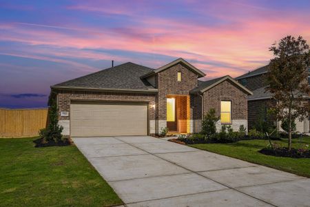 New construction Single-Family house 7926 Jade Crest Dr, Angleton, TX 77515 plan Daffodil IV - image