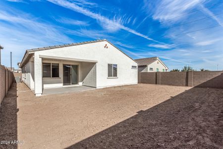 New construction Single-Family house 16755 W Cameron Dr, Surprise, AZ 85388 Sapphire- photo 6 6