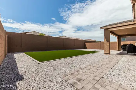 New construction Single-Family house 2517 W Pecan Rd, Phoenix, AZ 85041 - image