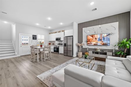 New construction Single-Family house 6702 Metro Blvd, Unit 2, Houston, TX 77083 - image 5