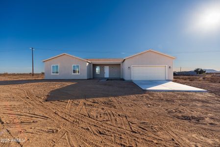 New construction Single-Family house 37611 W San Juan Avenue, Tonopah, AZ 85354 - photo 0