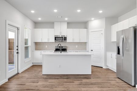 New construction Multi-Family house 6802/6804 Florence Dr, Midlothian, TX 76065 - image 9