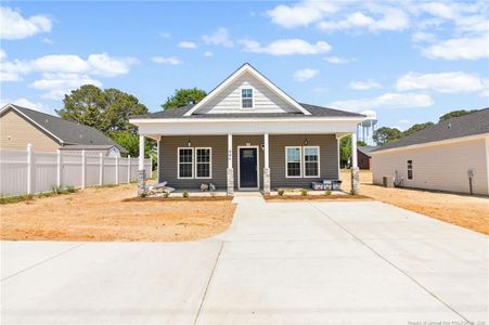 New construction Single-Family house 804 Holmes St, Clinton, NC 28328 - image