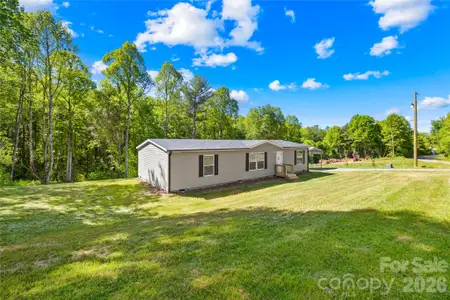 New construction Single-Family house 251 Center Ln, Thurmond, NC 28683 - image