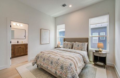 New construction Single-Family house 1113 Ennis St, Houston, TX 77003 - image 13