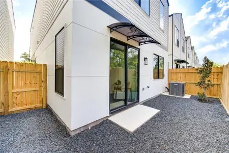 New construction Single-Family house 6125 Pacific Frst, Houston, TX 77091 - image