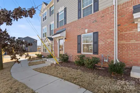 New construction Townhouse house 2016 Tupelo Grove Ln, Gastonia, NC 28054 - image