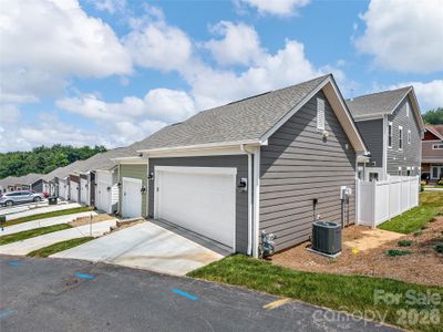 New construction Townhouse house 129 Cherry Springs Ln, Unit 12-A, Asheville, NC 28804 - image 3