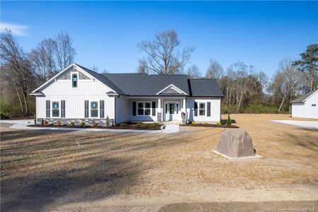 New construction Single-Family house 1808 Alderman Mill Rd, Dunn, NC 28334 - image