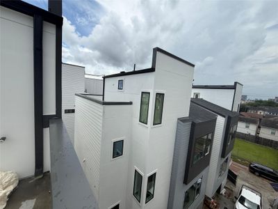 New construction Single-Family house 1105 Wilson St, Houston, TX 77019 - image