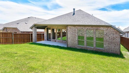 New construction Single-Family house 138 Pecan Ln, Rhome, TX 76078 Design 2545W- photo 19 19