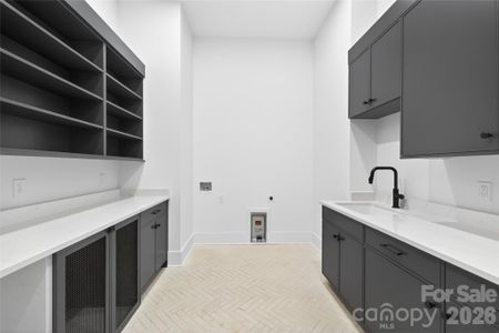 New construction Single-Family house 1209 Meadowood Ln, Charlotte, NC 28211 - image 11