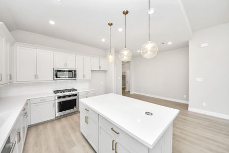 Gatherings® at Chambers Creek: Duets Collection by Beazer Homes in Willis - image 18