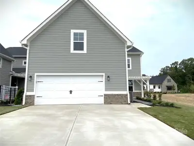 New construction Single-Family house 19048 Newburg Hill Rd, Davidson, NC 28036 - image