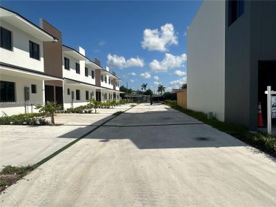 New construction Townhouse house 534 Northwest 7th Street, Unit 1, Florida City, FL 33034 - photo 60 60