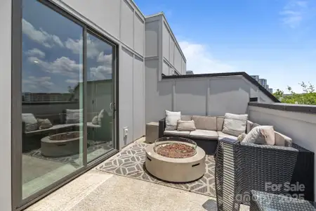 New construction Townhouse house 5006 Tiny Ln, Charlotte, NC 28203 - image