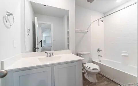 New construction Single-Family house 1216 Sweden, Seguin, TX 78155 Rio Grande- photo 0