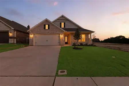 New construction Single-Family house 2321 Shamrock Ln, Weatherford, TX 76087 plan Cascade II - image