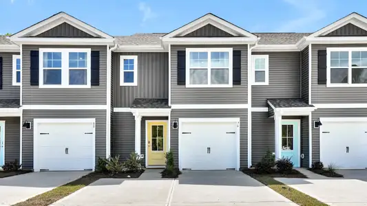 New construction Single-Family house 4329 Majesty Dr, Castle Hayne, NC 28429 plan Pearson Th - image