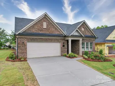 New construction Single-Family house 405 Newstyle Wy, Gastonia, NC 28056 null- photo 0