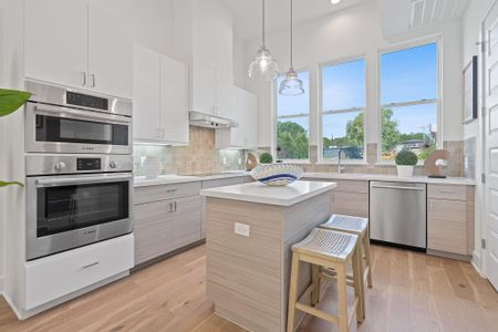 New construction Townhouse house 2505 Bluebonnet Ln, Unit 3, Austin, TX 78704 - image 14