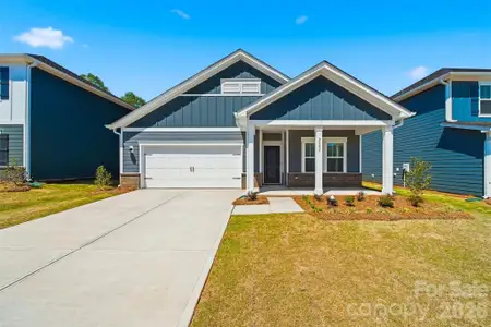 New construction Single-Family house 2082 Sunflower Cir, Newton, NC 28658 - image