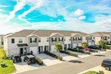 New construction Townhouse house 3551 Marigold Patch Ct, Plant City, FL 33565 - image