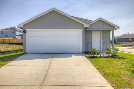 New construction Single-Family house 100 Samuel Dr, Maxwell, TX 78656 plan The Caprock - image