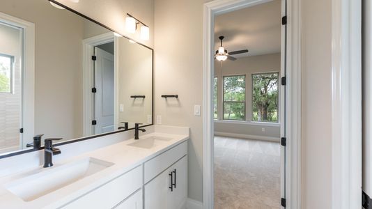 New construction Single-Family house 109 Lazy Oak Pl, Spicewood, TX 78669 plan Mulberry - image 16